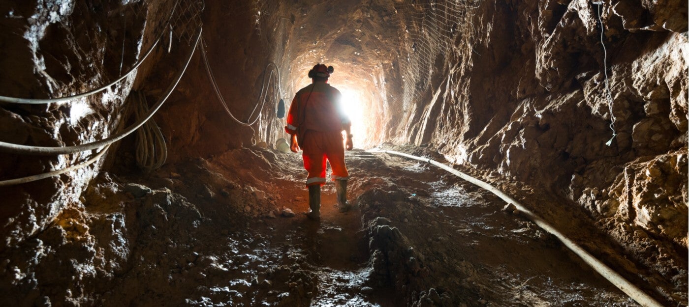 Leaky feder wi-fi communications systems in mines